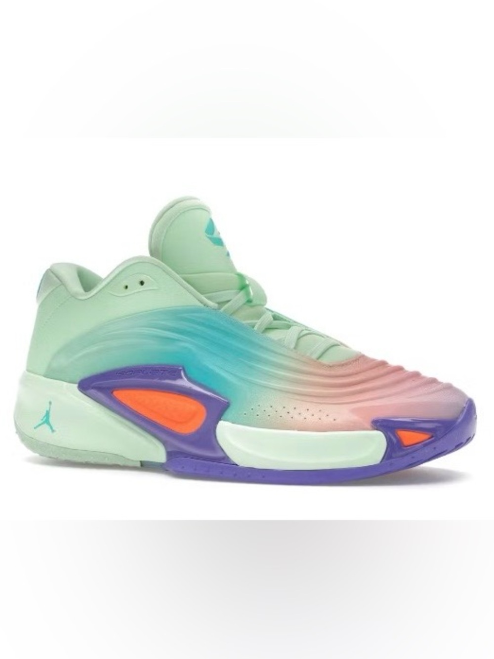 Jordan Luka 3 
Men’s 11 
New w/ Box 
Vapor Green/Hyper Jade-Cone #45